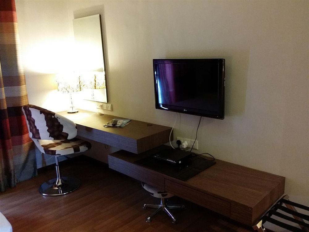 Arenaa Deluxe Hotel Malakka Dış mekan fotoğraf