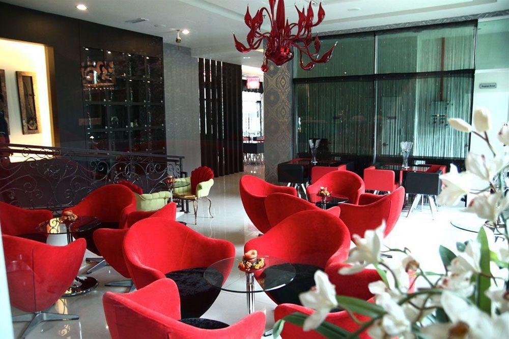 Arenaa Deluxe Hotel Malakka Dış mekan fotoğraf