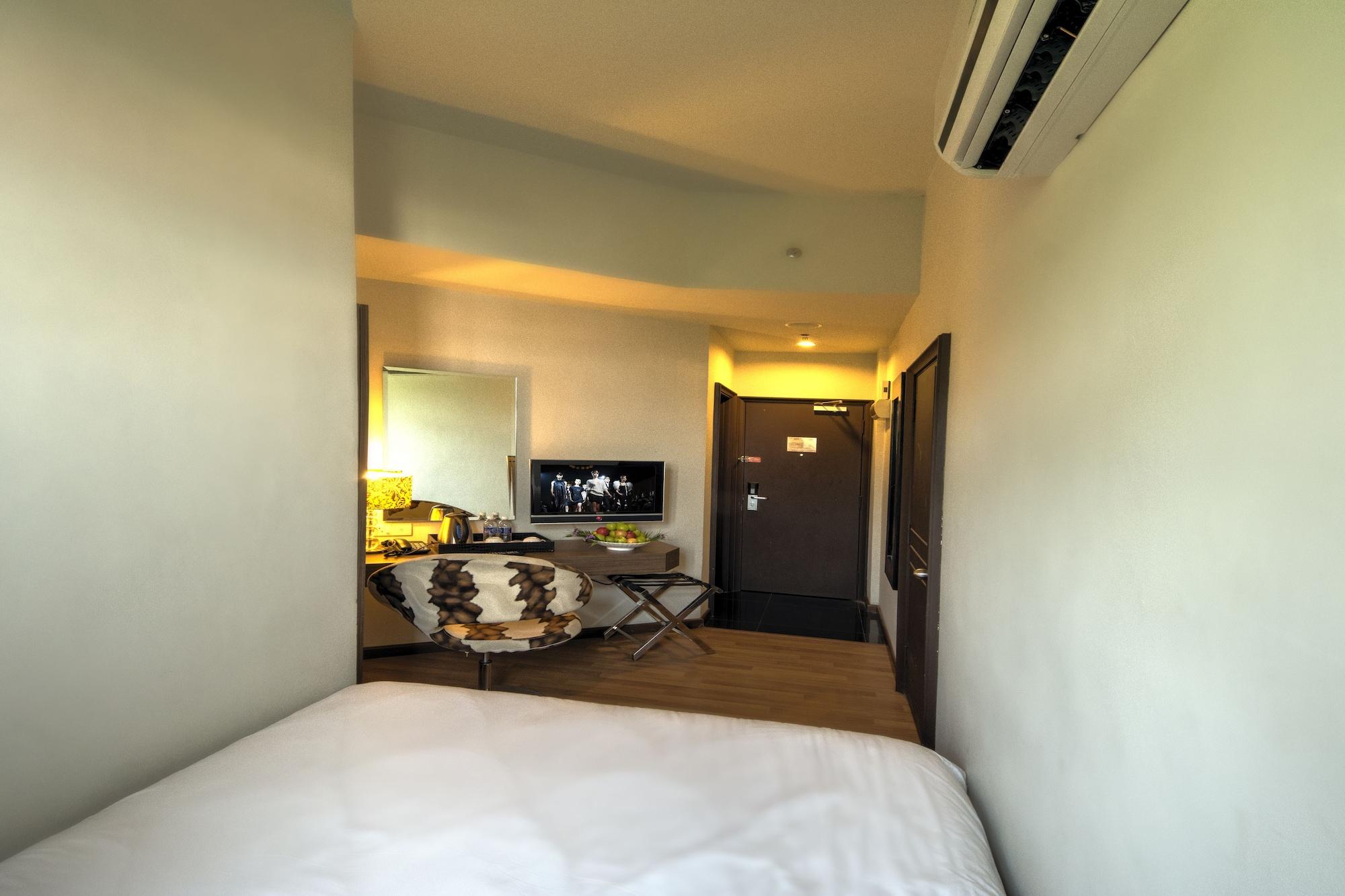 Arenaa Deluxe Hotel Malakka Dış mekan fotoğraf