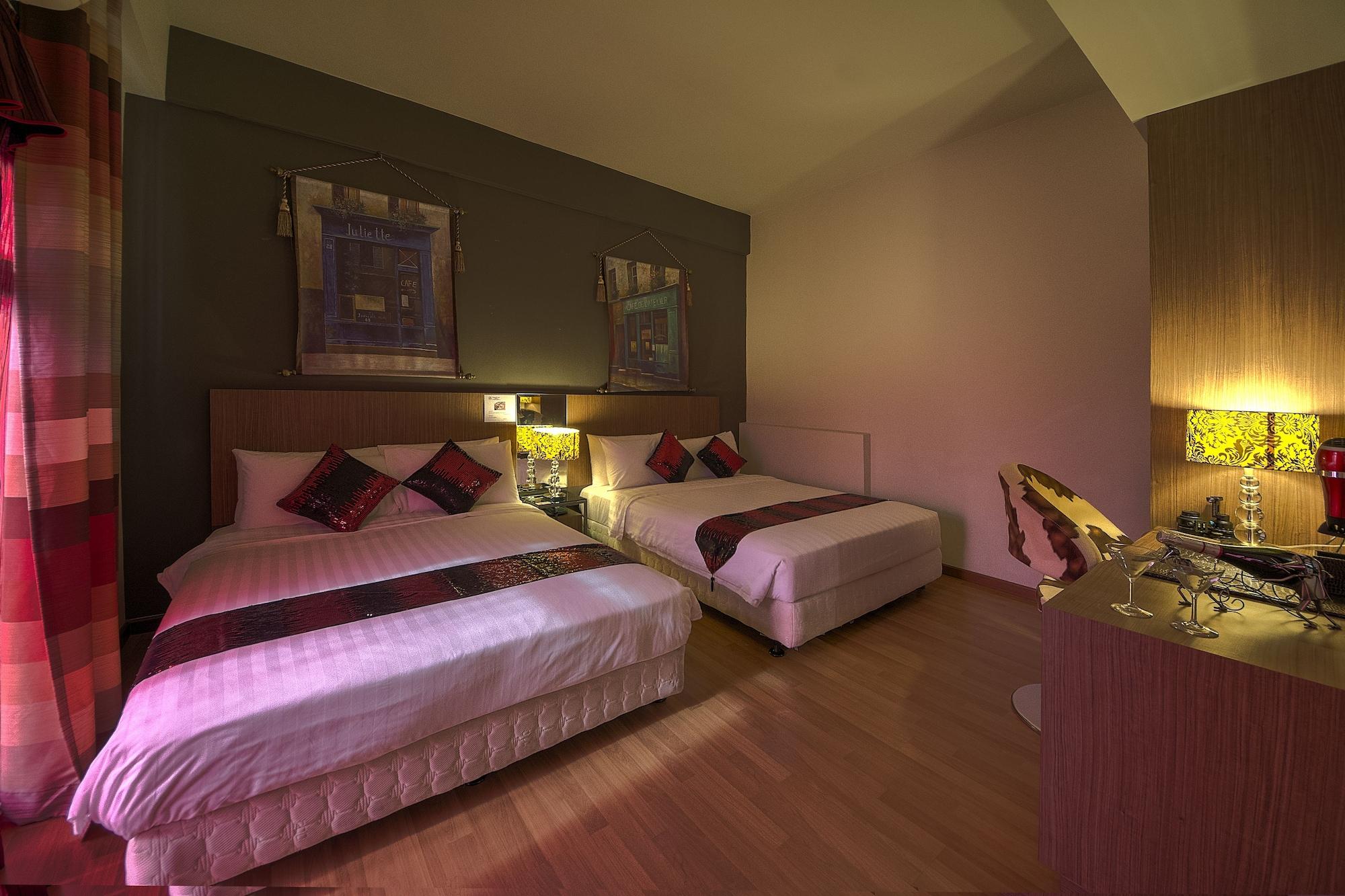 Arenaa Deluxe Hotel Malakka Dış mekan fotoğraf