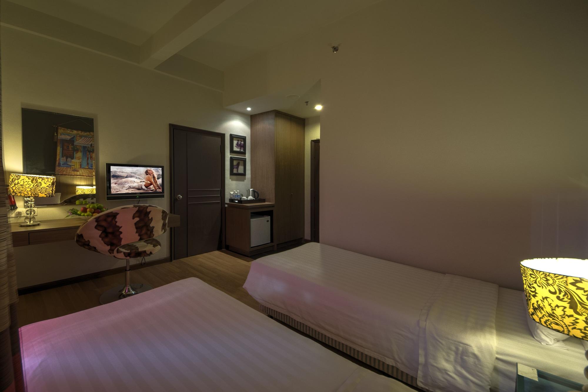 Arenaa Deluxe Hotel Malakka Dış mekan fotoğraf