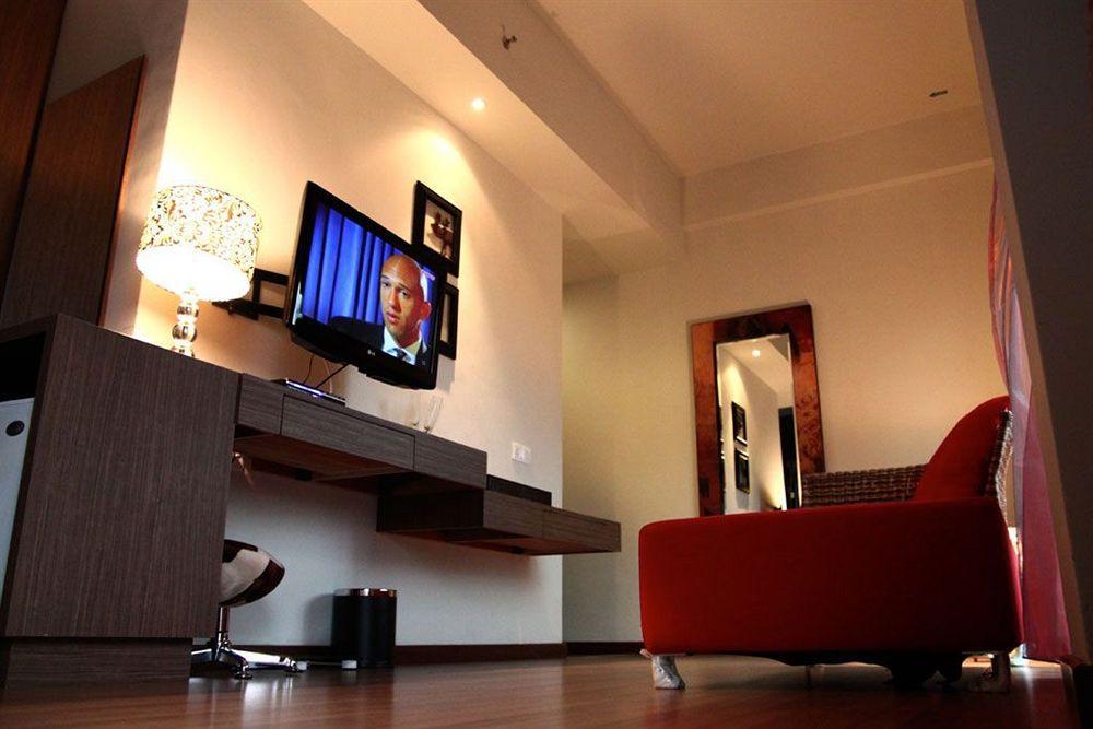 Arenaa Deluxe Hotel Malakka Dış mekan fotoğraf
