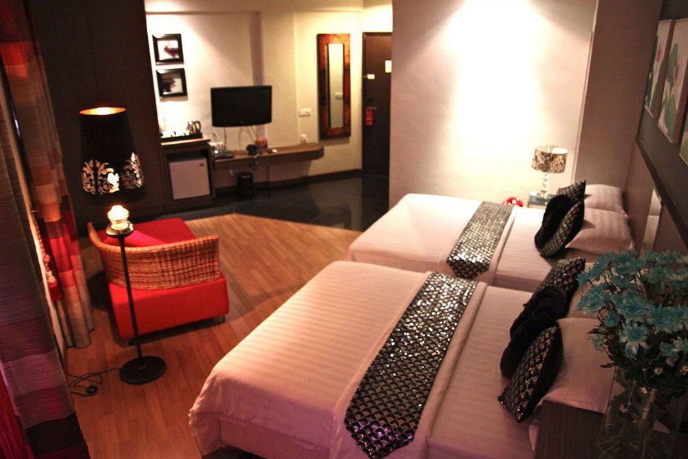 Arenaa Deluxe Hotel Malakka Dış mekan fotoğraf
